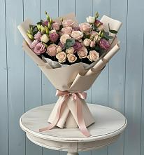 Букет цветов из:  Розы и Лизиантусы в Нижней Салде