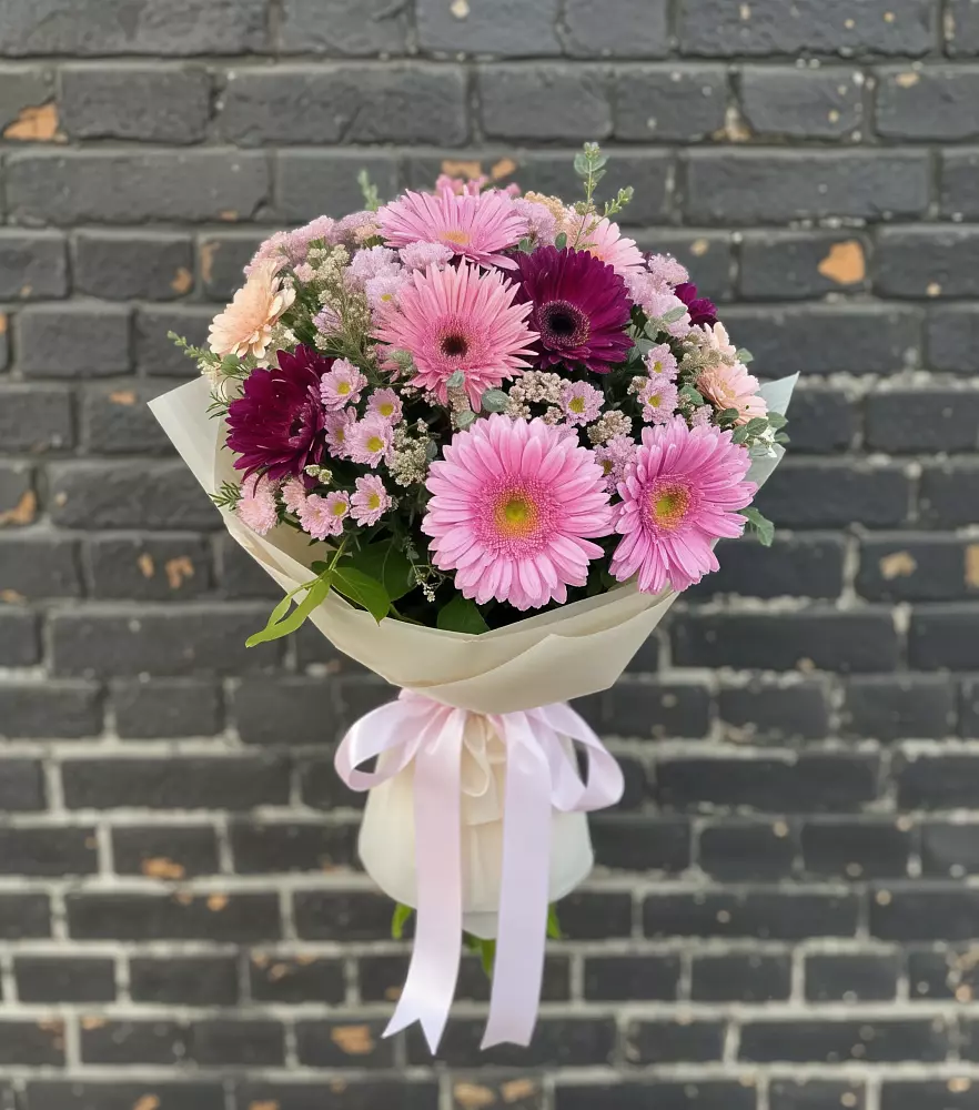 Букет цветов из: Герберы и Хризантемы в Нижней Салде