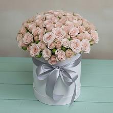 Цветочная композиция из Розы в шляпной коробке в Нижней Салде