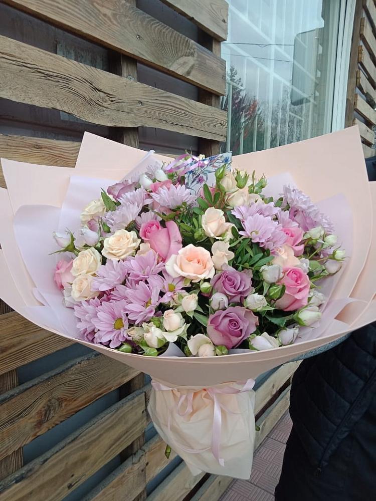 Букет цветов из: Розы и Хризантемы в Нижней Салде