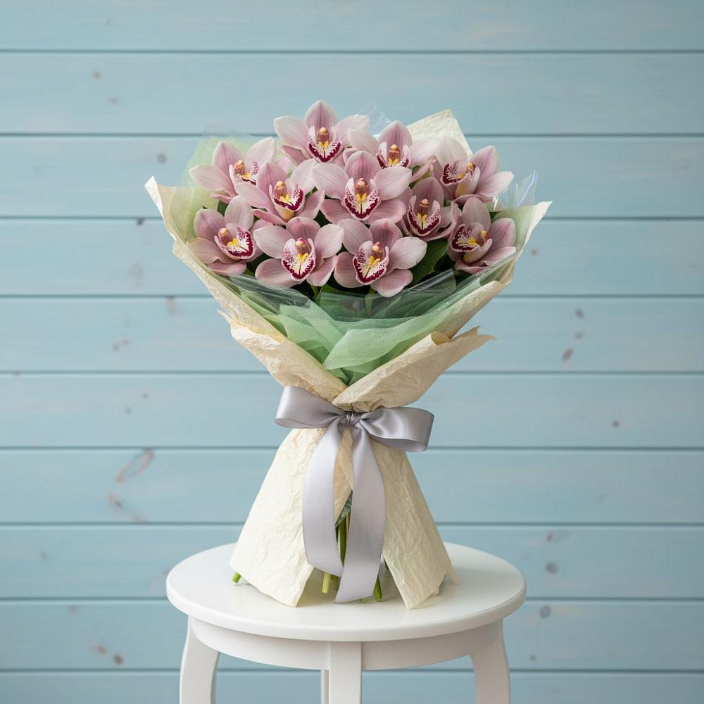 Букет цветов из: Орхидеи и Розы в Нижней Салде