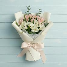 Букет цветов из:  Альстромерии в Нижней Салде