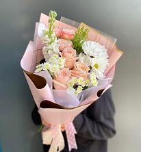Букет цветов из:  Хризантемы и Розы в Нижней Салде