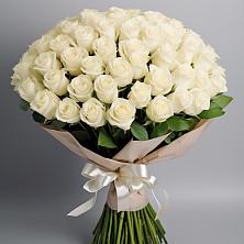 Букет 101 беля роза Белоснежка в Нижней Салде