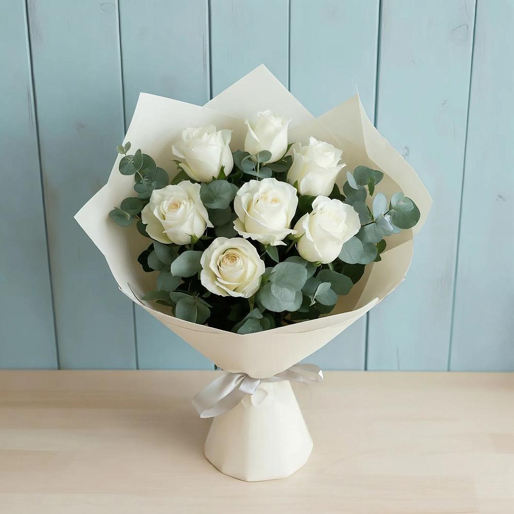 Букет Белые розы в Эвкалипте в Нижней Салде