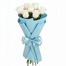 Букет 7 белых роз Проуд в Нижней Салде