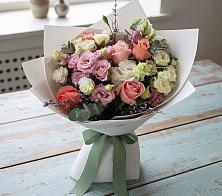 Букет цветов из:  Розы, Лизиантусы и Гвоздики в Нижней Салде