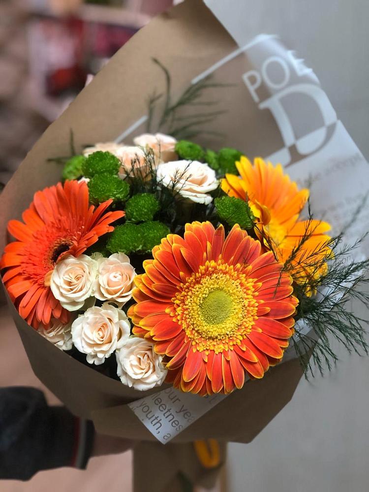 Букет цветов из: Герберы, Хризантемы и Розы в Нижней Салде