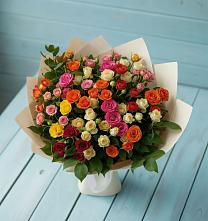 Букет Микс из разноцветных кустовых роз в Нижней Салде